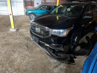 2018 GMC Acadia SLT - Exterior Front Left Corner Image